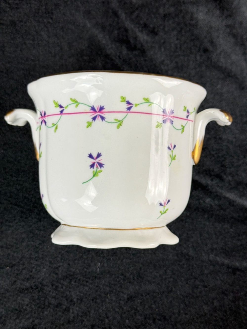 Andrea by Sadek Royal Europe Sm Vase Flower Vase Blue Corn Flowers Gold Trim